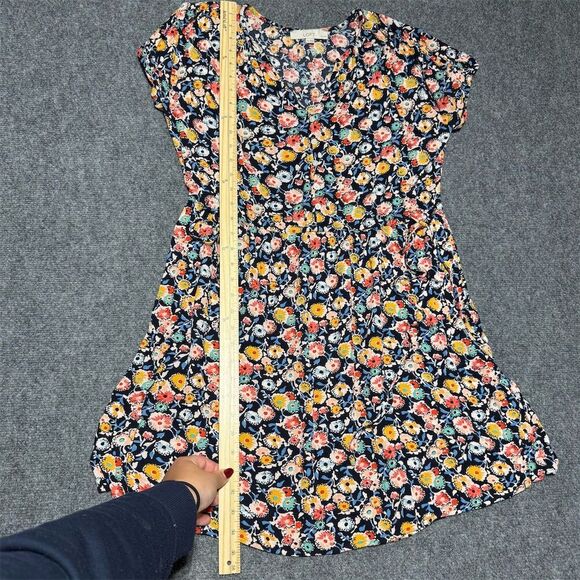 LOFT Women's Floral Print Knee Length Dress Size Small Petite V-Neck Casual - Picture 7 of 9